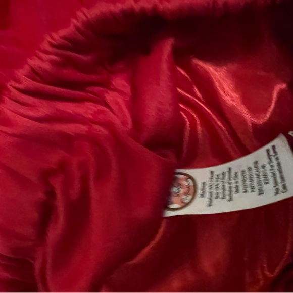 Red Tutu , - Picture 11 of 11